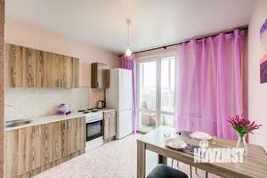 1-к квартира, посуточно, 38м2, 1/1 этаж