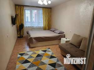 1-к квартира, посуточно, 40м2, 5/17 этаж