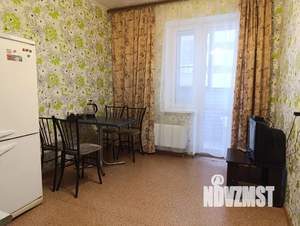 1-к квартира, посуточно, 45м2, 18/25 этаж