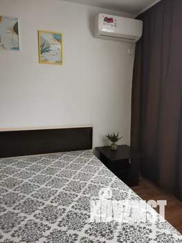 1-к квартира, посуточно, 50м2, 3/20 этаж