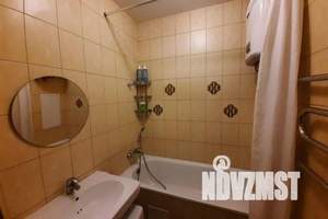 2-к квартира, посуточно, 64м2, 5/17 этаж