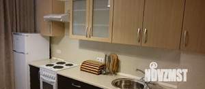 1-к квартира, посуточно, 46м2, 9/16 этаж