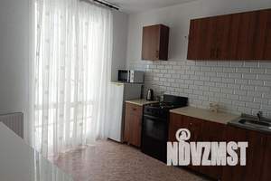 1-к квартира, посуточно, 38м2, 3/17 этаж