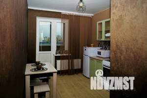 1-к квартира, посуточно, 42м2, 6/15 этаж