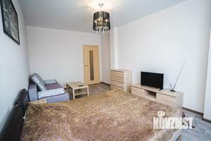 1-к квартира, посуточно, 42м2, 10/16 этаж