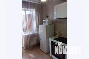 1-к квартира, посуточно, 40м2, 2/17 этаж