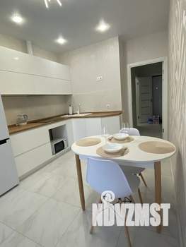 1-к квартира, посуточно, 38м2, 2/17 этаж