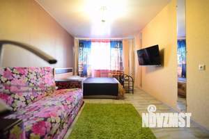 2-к квартира, посуточно, 47м2, 1/1 этаж