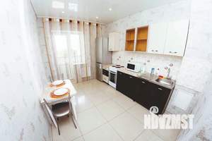 1-к квартира, посуточно, 43м2, 1/1 этаж