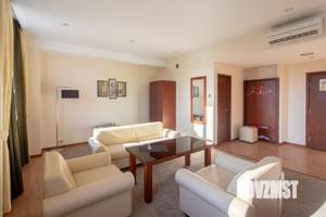 2-к квартира, посуточно, 61м2, 1/1 этаж