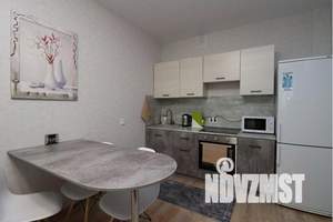 2-к квартира, посуточно, 44м2, 20/25 этаж