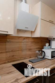 1-к квартира, посуточно, 38м2, 7/17 этаж