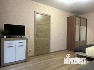 1-к квартира, посуточно, 43м2, 1/1 этаж