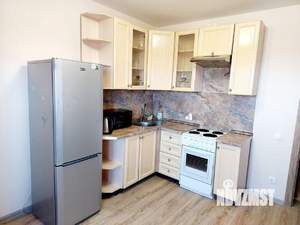2-к квартира, посуточно, 61м2, 1/1 этаж