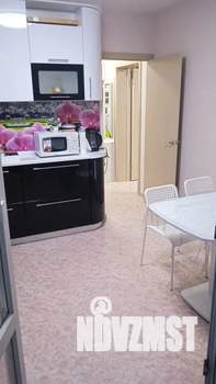 1-к квартира, посуточно, 38м2, 16/17 этаж