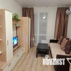 1-к квартира, посуточно, 35м2, 14/17 этаж