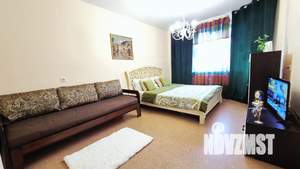 1-к квартира, посуточно, 42м2, 2/16 этаж