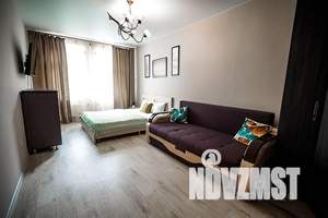 1-к квартира, посуточно, 38м2, 4/21 этаж