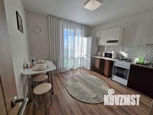 1-к квартира, посуточно, 38м2, 11/17 этаж