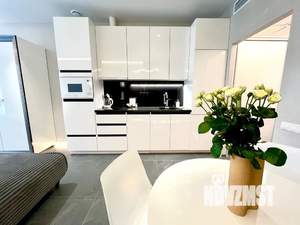 Студия квартира, посуточно, 36м2, 8/18 этаж