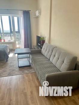 Студия квартира, посуточно, 36м2, 22/22 этаж