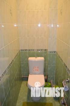 1-к квартира, посуточно, 46м2, 6/10 этаж