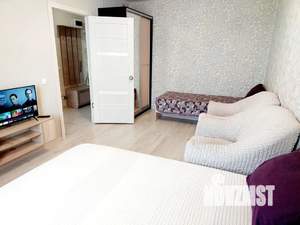 1-к квартира, посуточно, 32м2, 7/16 этаж