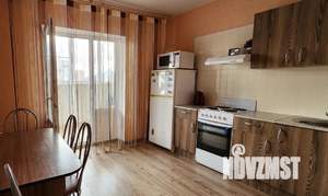 1-к квартира, посуточно, 37м2, 14/17 этаж