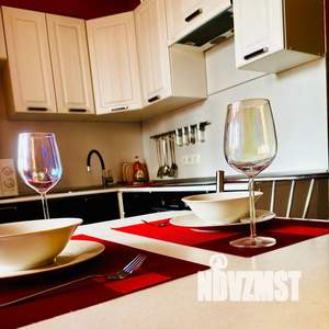 1-к квартира, посуточно, 40м2, 6/25 этаж