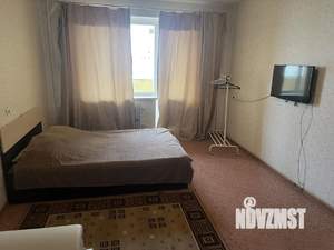 1-к квартира, посуточно, 40м2, 3/10 этаж