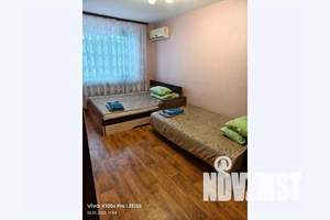 1-к квартира, посуточно, 32м2, 4/10 этаж