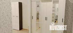 Студия квартира, посуточно, 37м2, 2/10 этаж