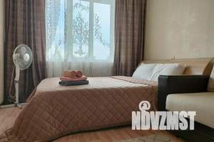 1-к квартира, посуточно, 32м2, 8/12 этаж