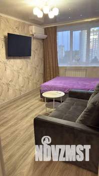 1-к квартира, посуточно, 40м2, 10/25 этаж