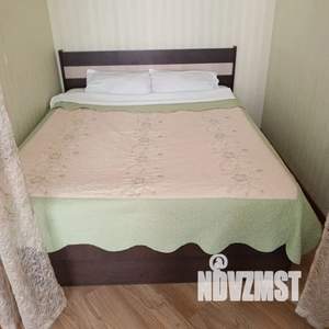 1-к квартира, посуточно, 43м2, 7/17 этаж