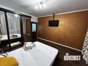 1-к квартира, посуточно, 42м2, 9/10 этаж