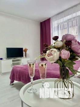 1-к квартира, посуточно, 40м2, 1/1 этаж