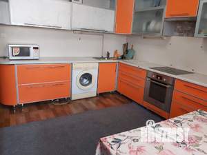 1-к квартира, посуточно, 50м2, 6/10 этаж