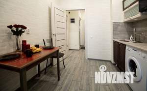 1-к квартира, посуточно, 35м2, 4/18 этаж