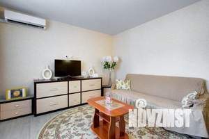 1-к квартира, посуточно, 45м2, 11/16 этаж