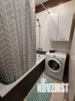 1-к квартира, посуточно, 37м2, 21/27 этаж