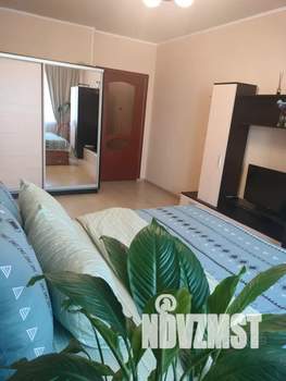 1-к квартира, посуточно, 36м2, 4/15 этаж