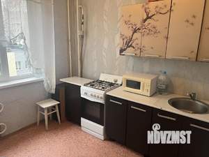 1-к квартира, посуточно, 40м2, 4/10 этаж