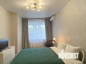 1-к квартира, посуточно, 40м2, 5/15 этаж