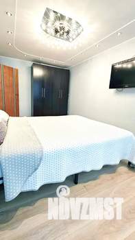 1-к квартира, посуточно, 42м2, 5/5 этаж