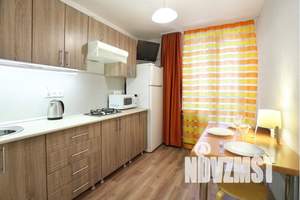 2-к квартира, посуточно, 10м2, 1/1 этаж