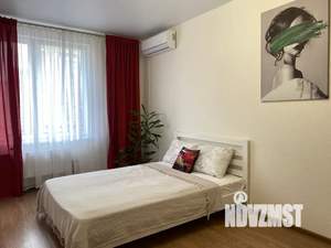 1-к квартира, посуточно, 42м2, 5/25 этаж