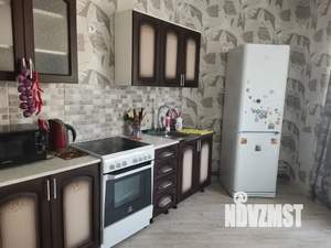 1-к квартира, посуточно, 50м2, 2/18 этаж