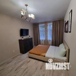 1-к квартира, посуточно, 38м2, 4/21 этаж