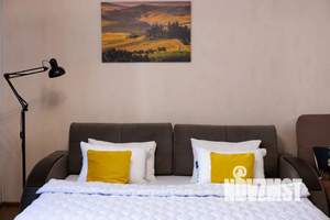 Студия квартира, посуточно, 35м2, 5/25 этаж